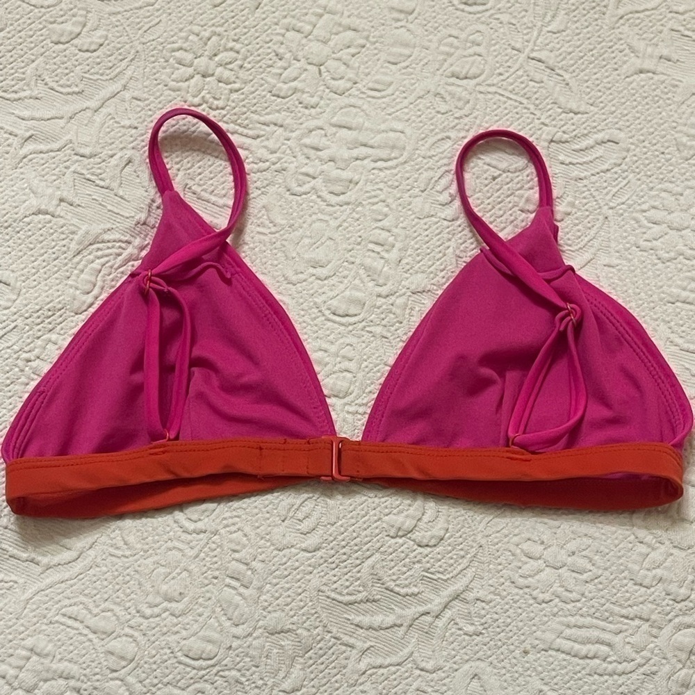 FUCHSIA/RED TRIANGLE BIKINI TOP SZ SMALL - Picture 2 of 4